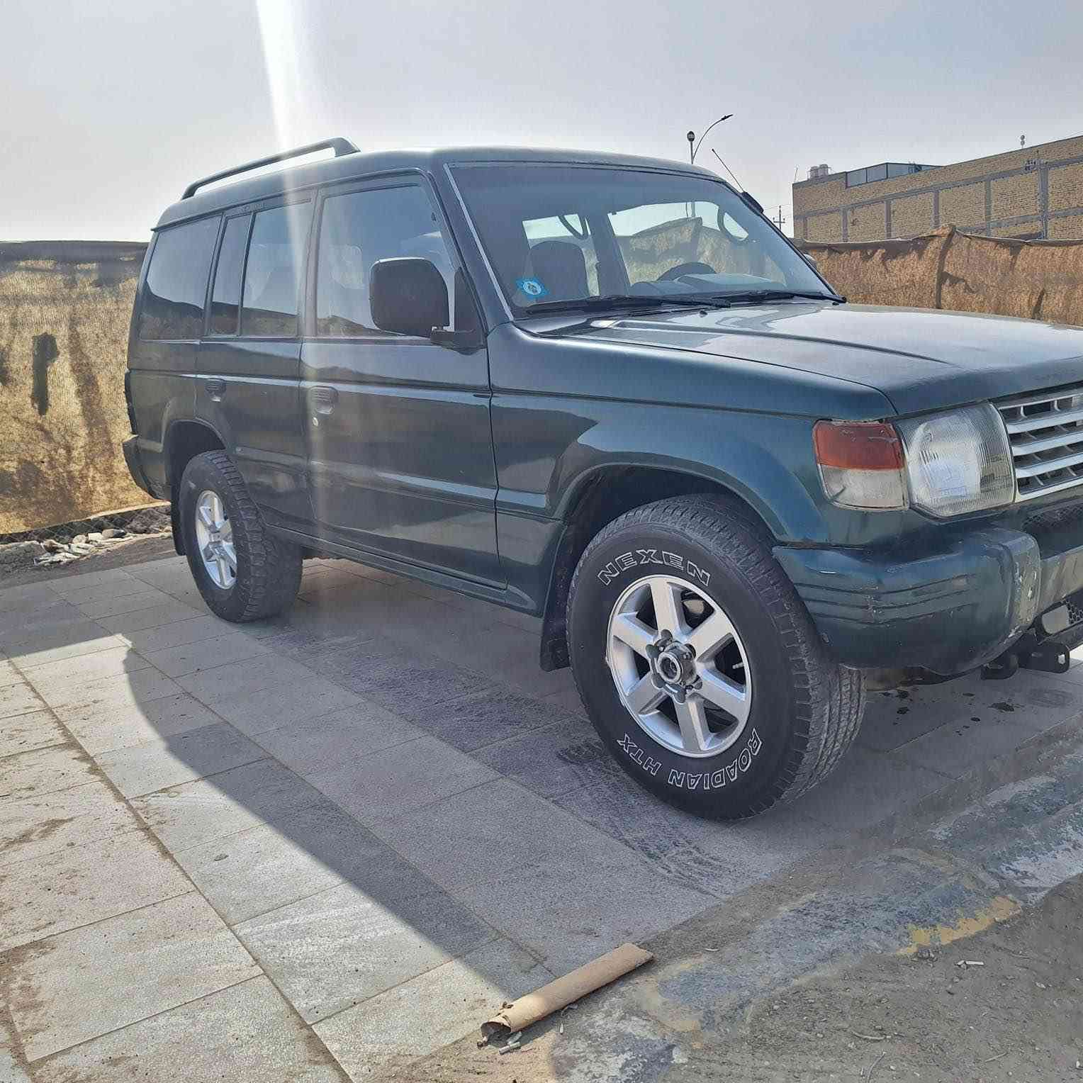 جيب باجيرو مديل 1998
ايسر بلاد محرك ففتي كير محرك حدادية كهربائيات جاهزة 
السعر 55
مكان السيارة ناصرية مركز 
‭0783 249 5037 Singapore
