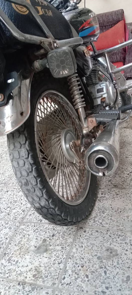 دراجه للبيع موديل21بسعر مناسب. ***********
