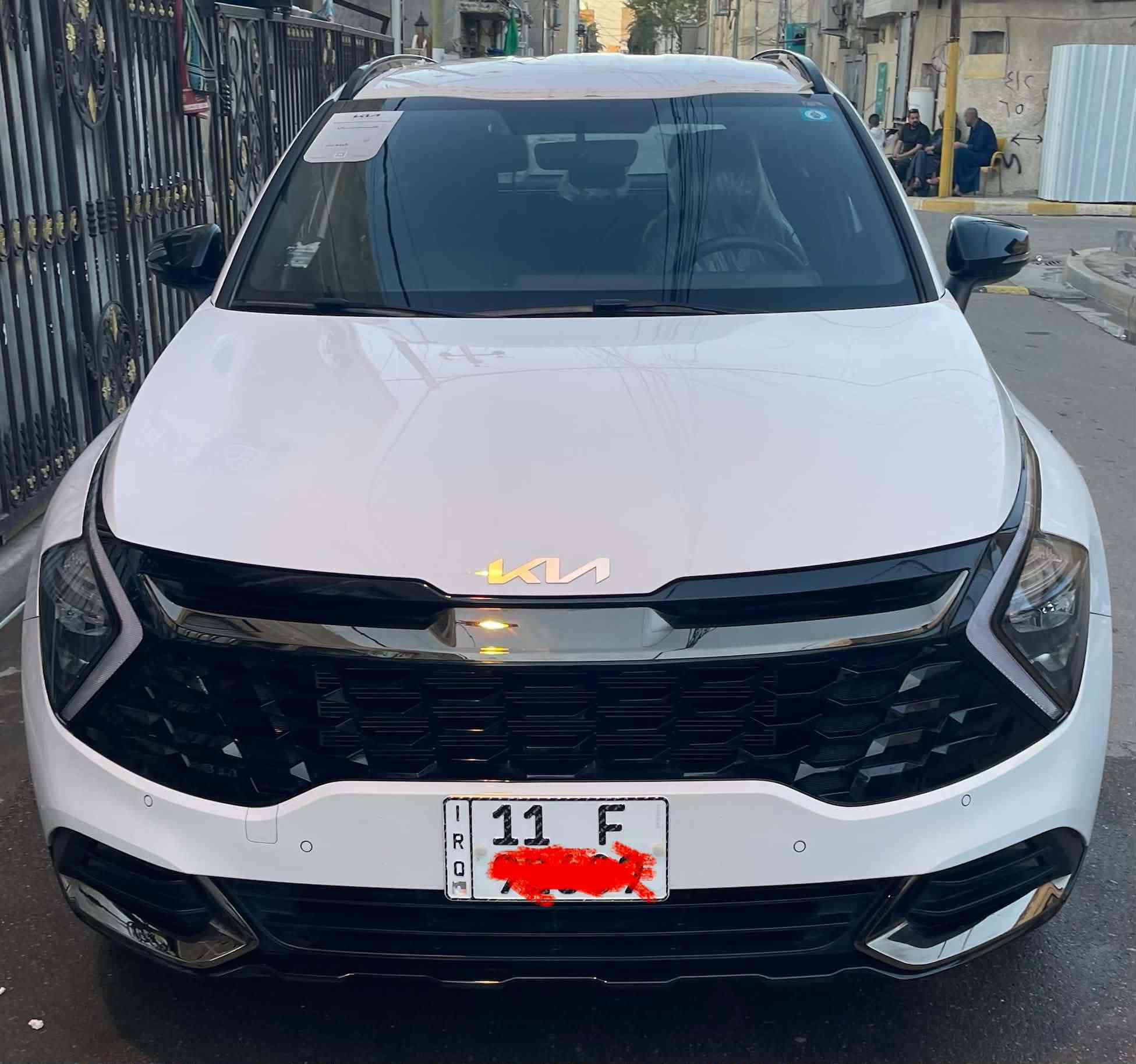 كيا سبورتج 2025 خليجي 
(مكفوله من كلشي  جديده زيرو فوووول كلشي بيها ماعدا بانوراما ) ماشيه 7000 محرك 2000 رقم بغداد سنويه باسمي مكان بغداد الكرخ السعر 39مليون 
رقم الهاتف ***********
