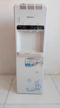 براد دنكا • نضيف • مي ثلج