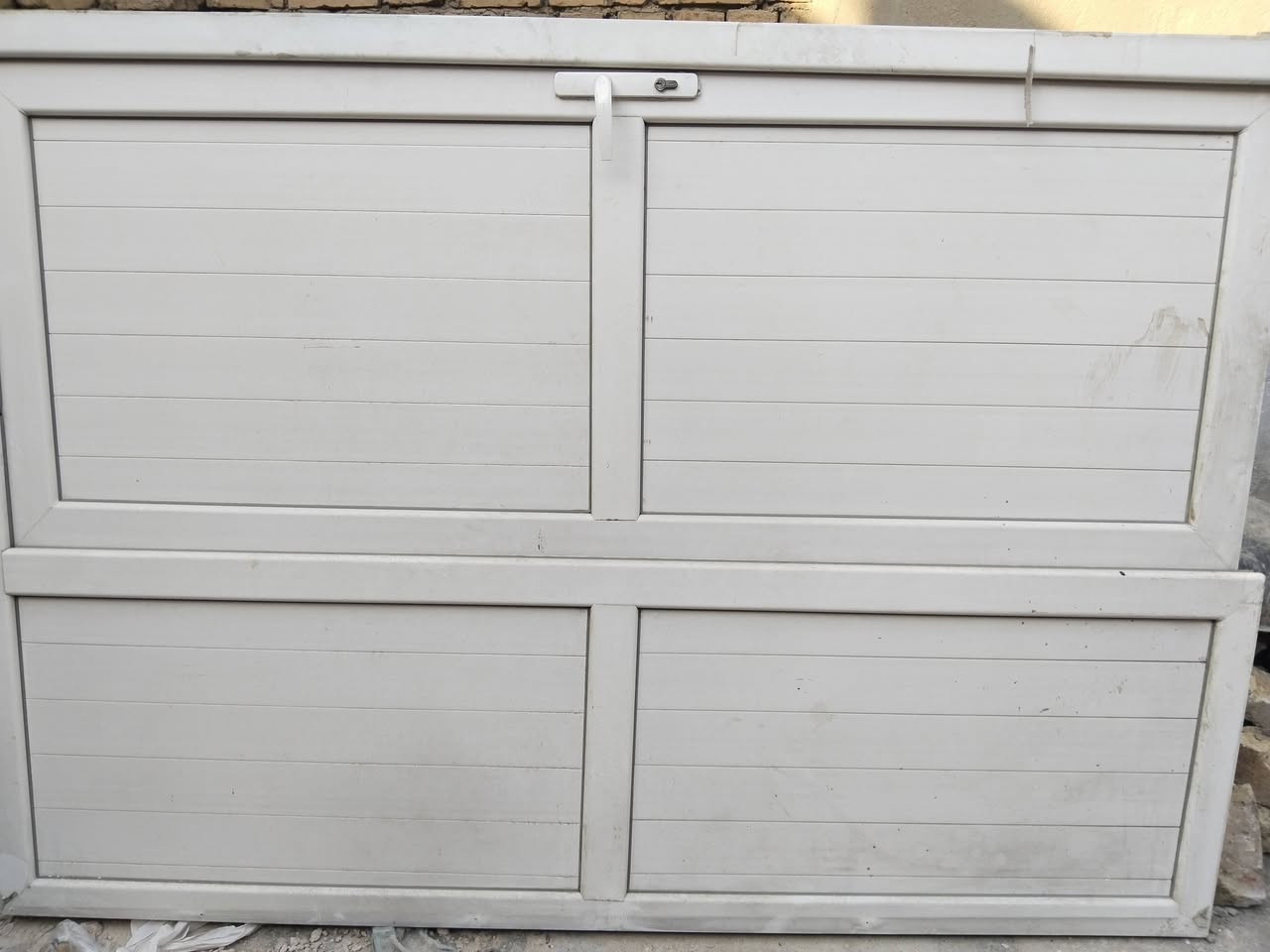 سلام عليكم باب حمام مع قاطع 
باب pvc قياس 75×180سم
باب+قاطعpvc قياس 210×149سم
الله شاهد تفصال من المعمل 275 الف بوقته 
نوعيه المقاطع جيده جدا
نضاقتهم تقريب 85% حاليا عندي بناء اريد ابيعهم السعر 75 الف بي مجال للمحتاجهم
ماسنجر او واتس عادي ***********
