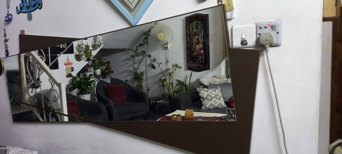 فاترينه وكونسول للبيع اثنينهم نهاية ٤ ورقات


**إذا كنت صاحب هذا الإعلان وتريد حذفه لأي سبب، رجاءا أرسل رسالة إلى الدعم الفني**