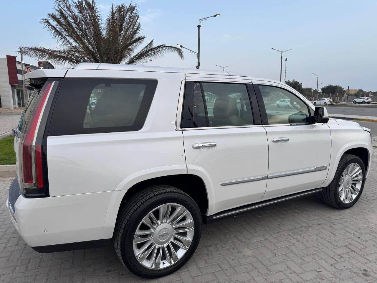 كاديلاك اسكاليد
موديل18
رقم اربيل
خليجي كفاله عامه
فولvip
دواخلvip
مساج
بلاتينيوم
سعر400$
مكان بصره العباسيه
*********** البصرة, العراق
