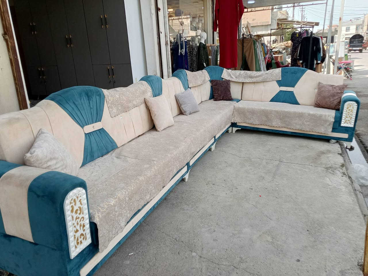 ياالله غراض مستخدم أو جديد ديوان ٧ امتار مستخدم اي عيب مابيه السعر ٢٠٠ بي مجال جربايه ام نفر مستخدم اي عيب مابيه السعر ٦٠ بي مجال ميز محل الالمنيوم مستخدم اي عيب مابيه السعر ١٠٠   متوفر جديد تفصال 2باب أو 3 باب او4 باب او5باب أو 6 باب  متوفر غرف نوم  حسب طلب الزبون العنوان كركوك حي العروبه اتصال *********** واتساب
