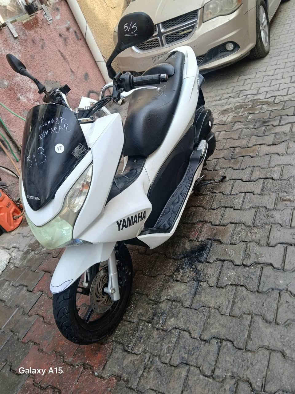 للبيع دراجه pcx ياباني الاصلي مكينه 150 برغي إذا مفتوح ترجع بشرط علفحص حساس حرف A  نوزل خطين ستان كهربائي حساس ازدحام دراجه جديده  حساس شلعه معدل خير من الله دراجه تتعب تكول جديده مال جناي   شرط برغي ممفتوح بيهه جيب فيتر وافحص مكان بغداد الكرخ السعر مليون و450  وبيهه مجال والاستفسار*********** بغداد, العراق
