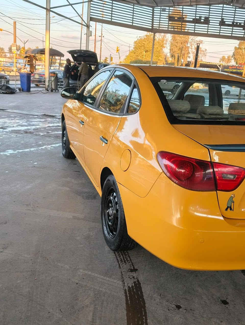 السلام عليكم سياره النترا مقدس 2009 مكينه و كير  جديد سياره مكفوله بس ضربه بجاملغ  تخم تاير جديد صدر امامي خلفي جديد السياره بسمي سنويه 2030جديده سياره مصفره غرامات رقم انكليزي بغداد السعر 105 وبيها مجال الطيبين التواصل @الجميع ***********
