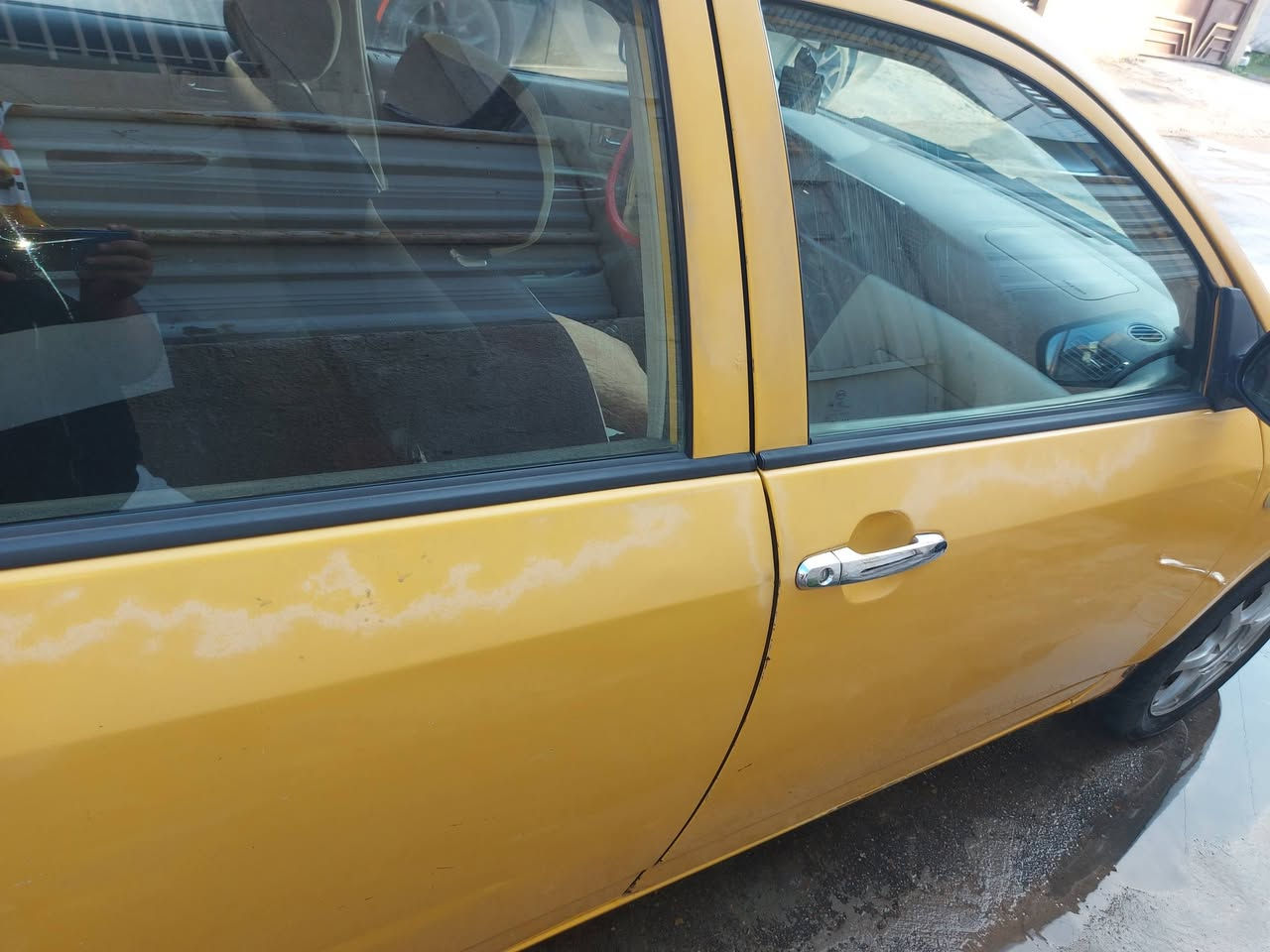 السلام عليكم
F3 موديل ٢٠١١
السيارة بيها كلج والتبريد نقص فقط فريز 
السعر ٤٠ $
بإسمي 
مكان السيارة بغداد _ حي الجهاد 
***********
