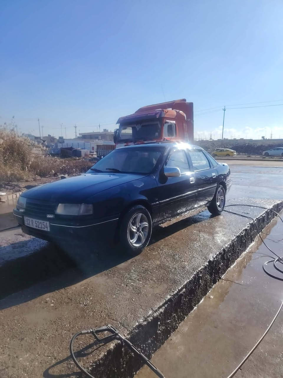 فكترا حجم 18
رقم نينوي جديد 
شرط وكاله أو تحويل 
كابون بانزين بيها 
رش جماليه والجاملغات الخلفيات مصلحه
نقد 45 وترهم مقدمه والباقي بالشهر 
***********
