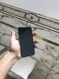 ايفون11عادي بنفسجي نضيف كلش ذاكره128 بطاريه82 نموذجm كله شغال جهاز فقط...