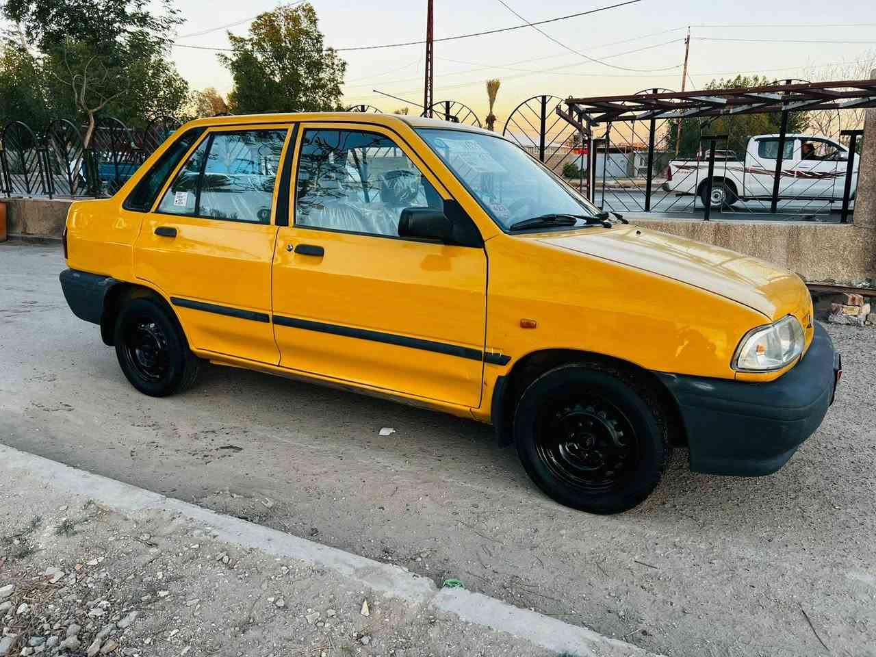 سلام عليكم سايبا موديل ٢٠١٥ بدون صبغ و ضربه شواصي مكفولات من شركه كير مكينه بدون تبخير او تنقيص تبريد ثلج مشط صدر جديد مصفره غرامات سنويه ٢٨ سعر ٣٨ العنوان بغداد الكرخ ***********
