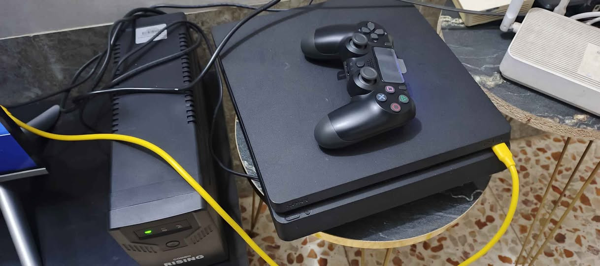 ألسلام عليكم 
Ps4 معدل نضام 12.52
التعديل مالته عن طريق vue اصدار الجديد 2.0 مستقر بنسبة 90٪ وانطيك ويا قرص همين مال تهكير اخر اصدار كولدهين 18.9 مستقر جدا جدا

يجي ويه البلي يوبي اس معروف rising 850 بعدة بالضمان صارلة اسبوع من اشتريتة 
مع جوستك جديده ايضا صارلها اسبوع 
مع كامل ملحقات
ملاحضة : البلي مستخدم 10 ايام نضافة 90٪ اذا متفحص متاخذ صوت المروحة متسمعه المعجون الحراري اقوى واحسن نوعية 

للتواصل ***********
مكاني : بغداد الغزالية بغداد, العراق
