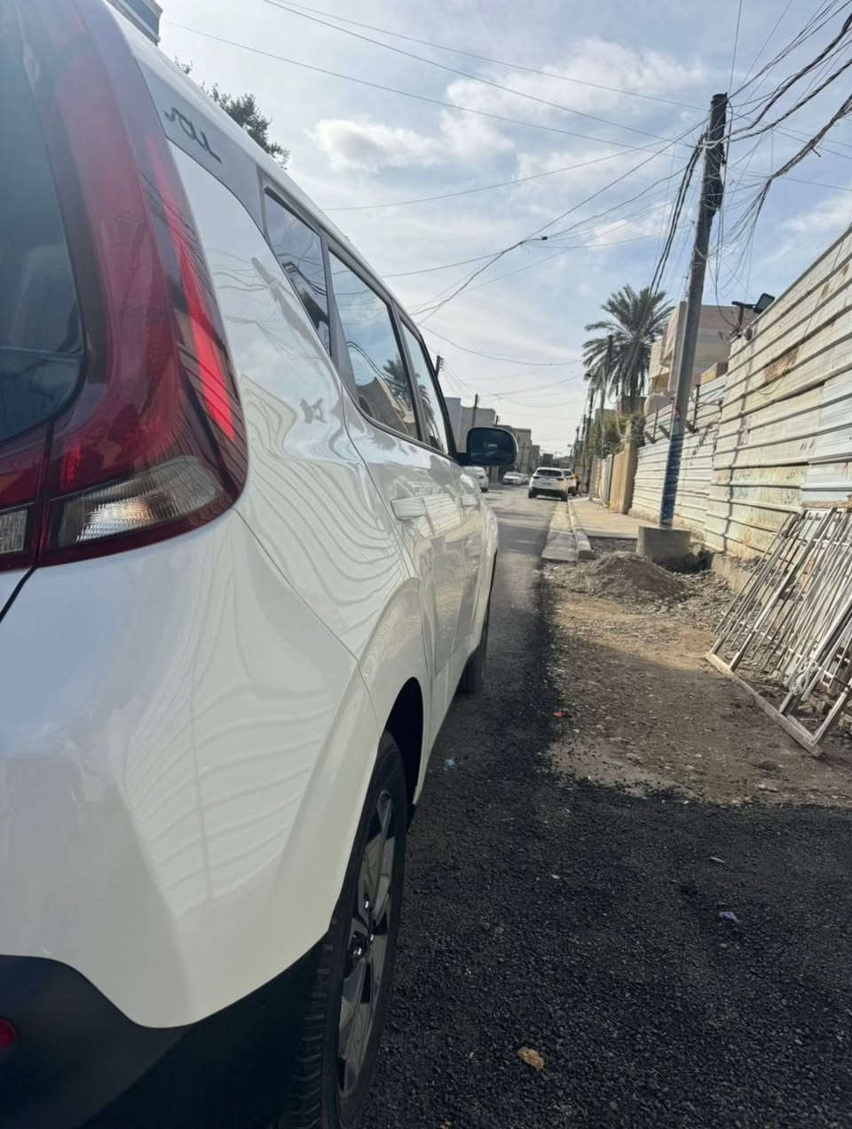 السلام عليكم
كيا صول 2022 للبيع اقساط او نقد 
بدون ايرباك وحادثها موضح بالصور
 وبيها طخة مصلحة بالعراق
للاستفسار ***********
