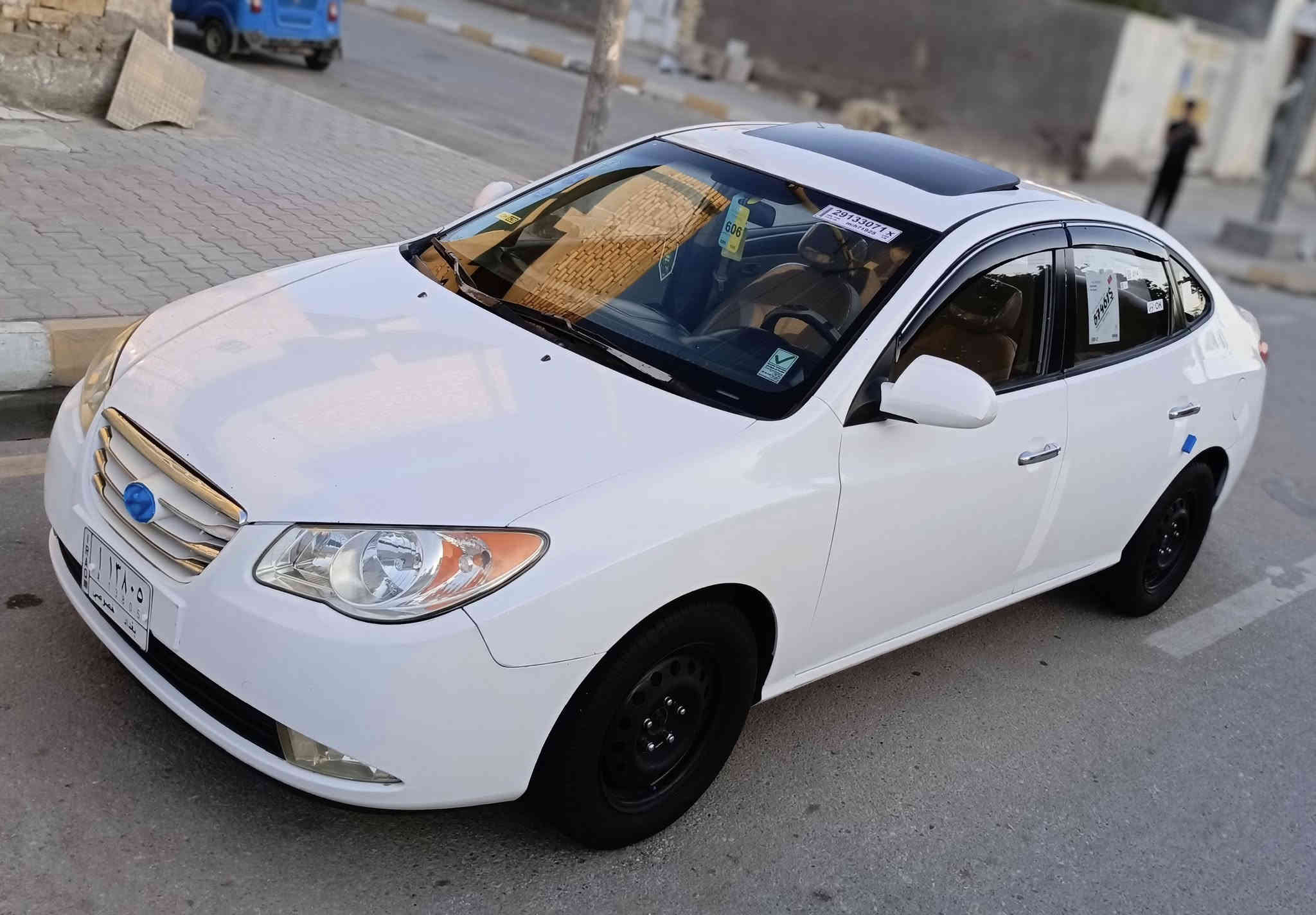 سلام عليكم سياره هيونداي النترا موديل السياره 2009خليجيه رقم بغداد مشروع وطني سنويه  جديده السياره جاهزة من كلشي مكان سياره واسط السياره مكفولة كفالة عامه من ضربة كص نقل جثه والوصولايات والصبغ مكانات ابيع حزام مكينه ولكير 1600مكفولات السياره اي نقص مابيه حداديه خلفي امامي جديده تخم تاير جديد السياره فول مواصفات فتحه سقف سعر السياره 98 ورقة بيه مجال حك جيه رقم موبايل صاحب سيارة موجود بلنشر 
***********
