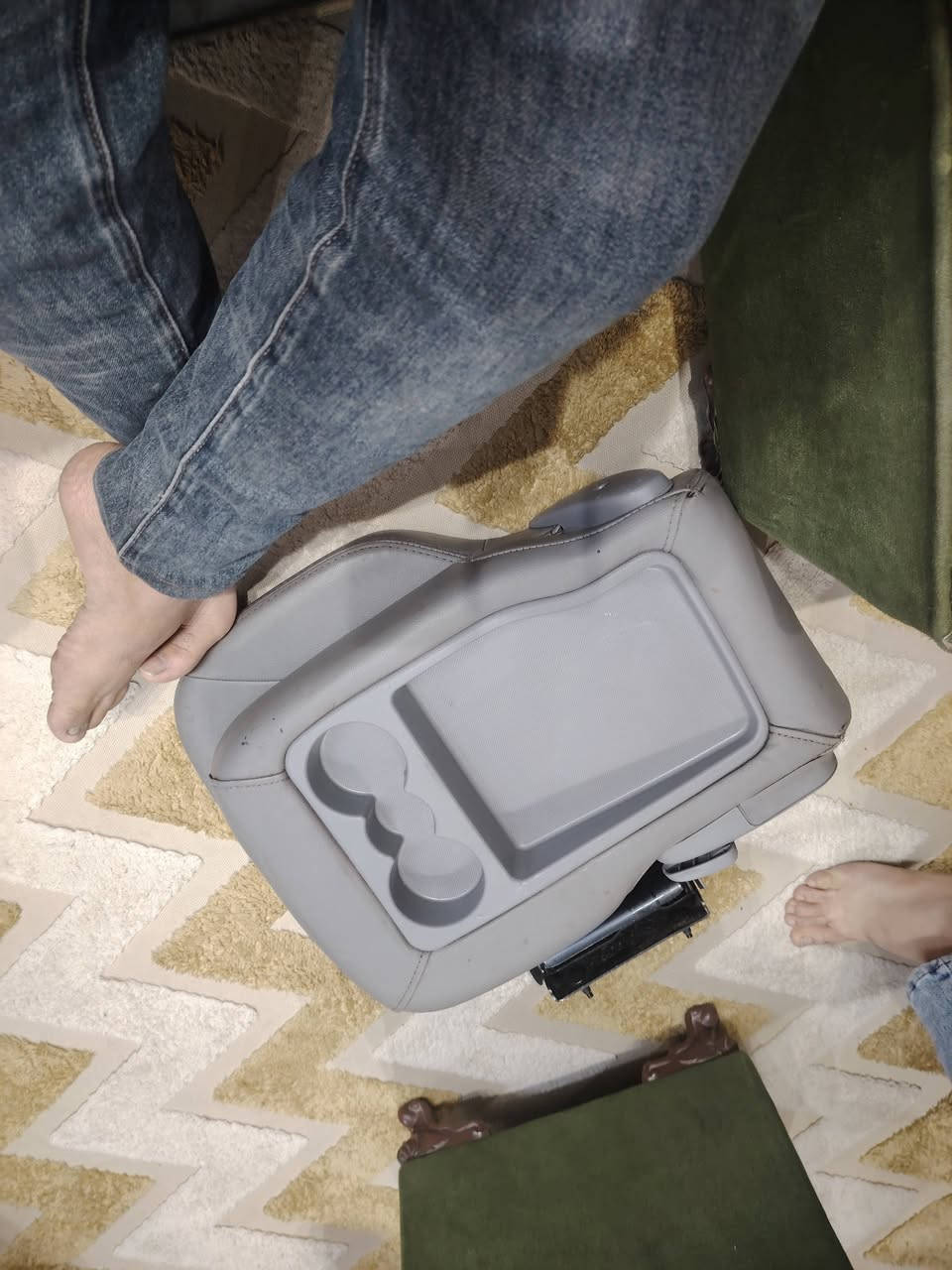 كشنات كرنفال للبيع
وكشن مال هايسا نيسان جنبي البصف السايق
للبيع ***********
مكاني بغداد
