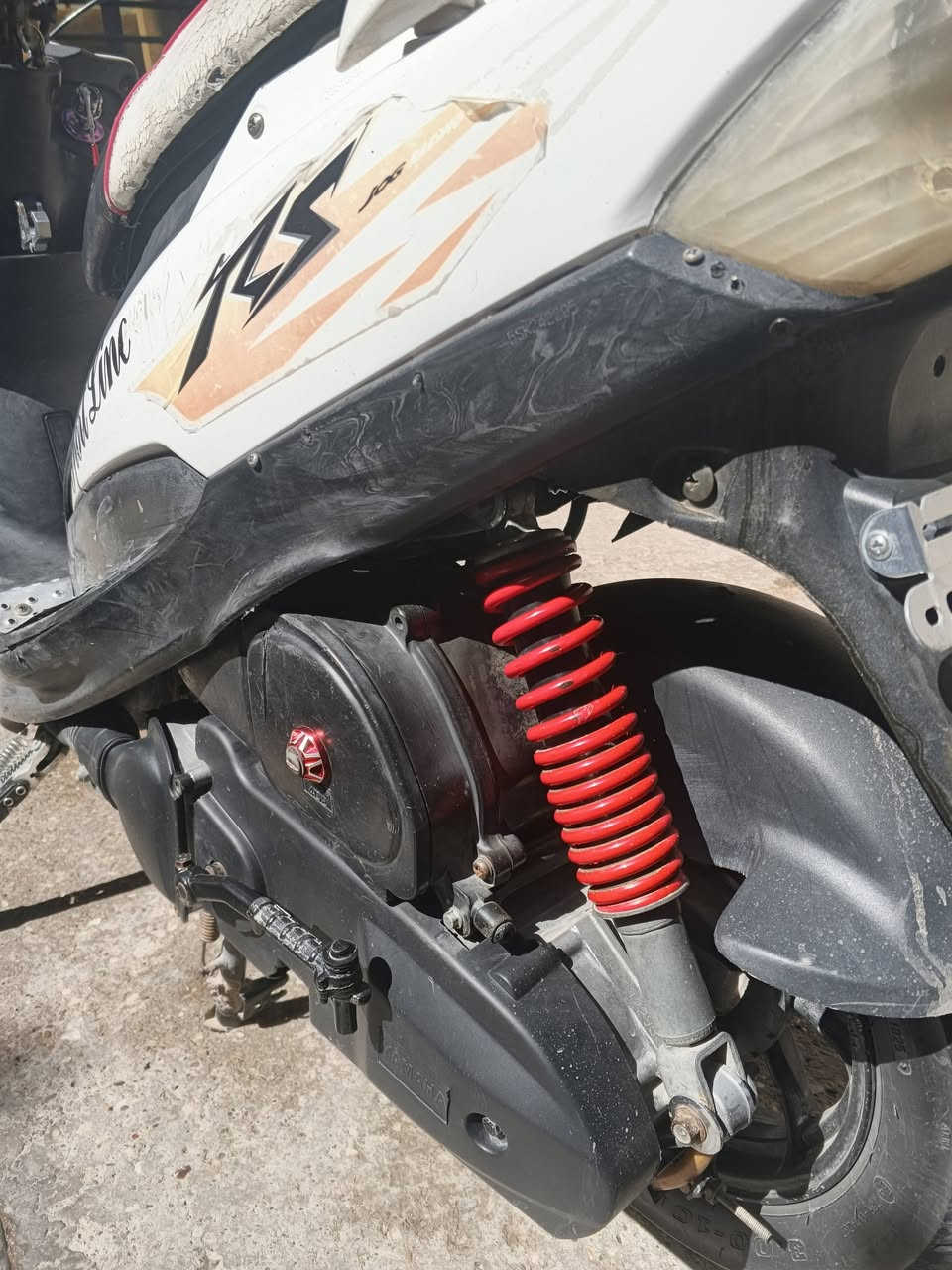 سلام عليكم ماكس عدله البيع اوراق كامله الدراجه شوفت عينك مكينه خرسه بوشه 55 تاكل الكاع اكل لاتنقص دهن لا تبخر كهربائيات كامله سلف هندر بيهه تزويد خفيف 
دبل رياضي امامي 
عضمات بريك 
وياله مشيف اسود 
ستان صفح رياضي 
صلنصه SCرياضي 
زوج تايرات جدد 
.............السعر 475.. العنوان ديالى خان بني سعد 
الرقم ***********
