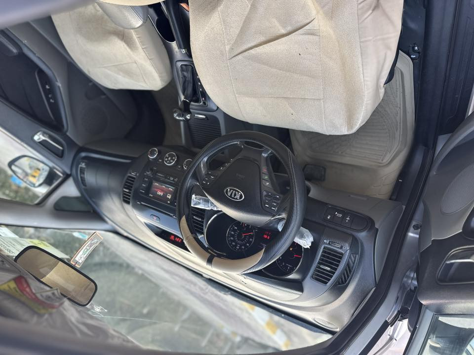 السلام عليكم
فورتي ٢٠١٥ بسمي تحويل مباشر هزه وسنويه جدد وارد امريكي بيه جاملغ مبدل وبنيد صبغ وبيه رشات صبغ بالهلال علئ الباب اكفلها الك كص وعيب شرعي وصبغ عام سياره جاهزه ومحرك ٢٠٠٠ شاشه كامرا ويل كب امريات شفط بلاجكتورات تحكم ايكو مانع انزلاق السعر ١٠٣ وبيه مجال بسيط الشراي مكاني ناصريه الاتصال ***********
