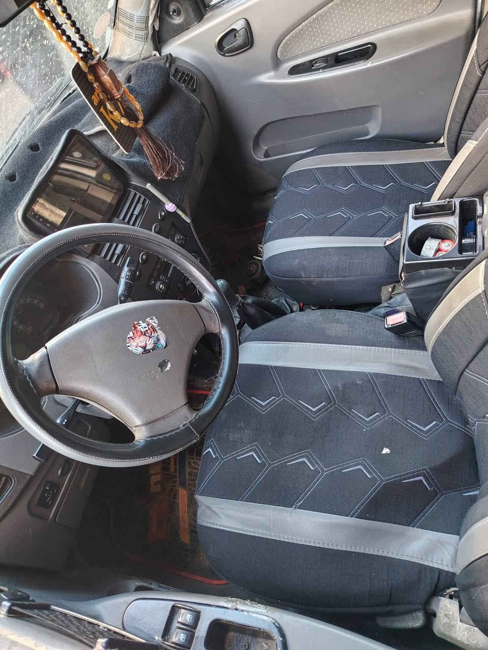 سيارة طيبة موديل 2012 ماشية 84الف سيارة نضيفة بيها ضرر تحرير تدفئة شغالة تبريد ثلج شاشة كاميرة رقم نينوى ألماني سنوية إلى 2030 شرط الوكالة والتحويل السعر 35 وبيها مجال قليل للطيبين


**إذا كنت صاحب هذا الإعلان وتريد حذفه لأي سبب، رجاءا أرسل رسالة إلى الدعم الفني**