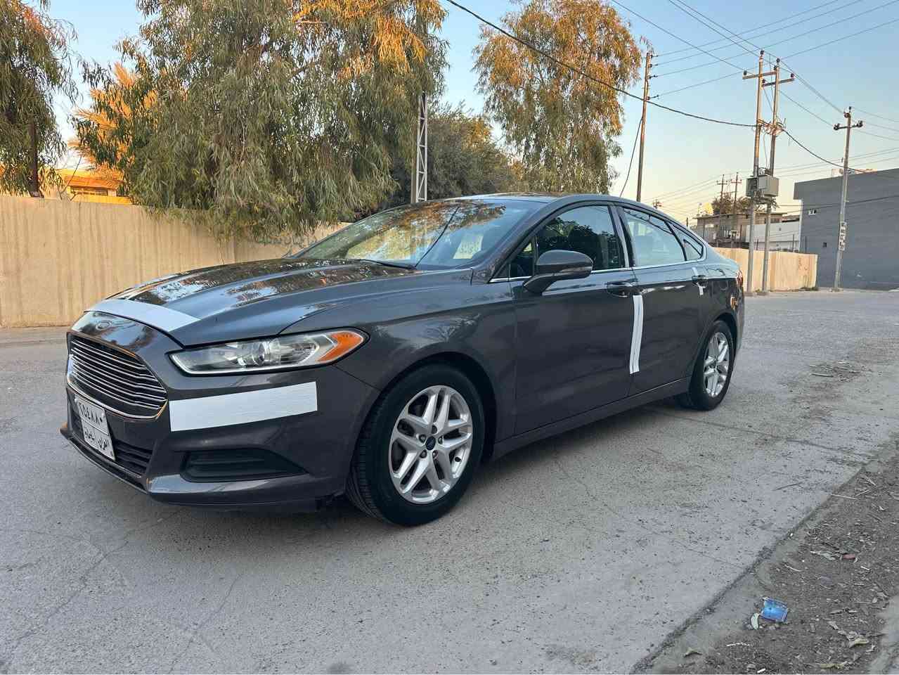 فورد فيوجن وارد أمريكي مواصفات SE موديل 2016 لون نفطي محرك 4 سلندر حجم 2.5 تنفس طبيعي  كير محرك مكفول مامفتوح بدون عيب مواصفات السيارة معروف 
شاشة كاميرا
مرايات اشارة ترحيب
هندبريك بصمة
تبريد قطعتين
تحديد سرعه شغال
تحكمات استيرن فوليون
حادث السيارة 4 قطع بدون دواخل شرط بجم كبس
تبريد تدفئه شغال تايرات جديد كهربائيات بدون نواقص سيارة شرط تحويل او وكاله دفتر بانزين بي مكان السيارة كركوك سعر السيارة (90$) مجال قليل
***********
*********** كركوك, العراق
