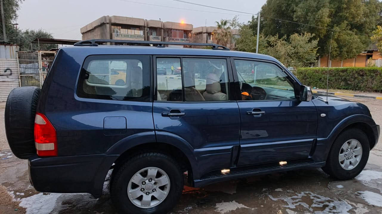 سلام عليكم اعضاء الكروب المحترم ....
باجيرو 2006 خليجي
مكينه 3000
مواصفات
مري شفط 
اناره ترحيب بل دوسه 
شاشه تاب 
منظومه غاز  
السياره عليها إدامه عامه 
دوشمه جديده 
تخم تاير جديد 
باتري جديد 
صدر جديد 
كفاله الحادث فقط صبغ الدعاميات 
سياره جديده مال بيت 
رقم بغداد نكليزي جديد سنويه بسمي شرط التحويل 
السعر 95 وبيها مجال شي بسيط العنوان البياع 
هاتف ***********
