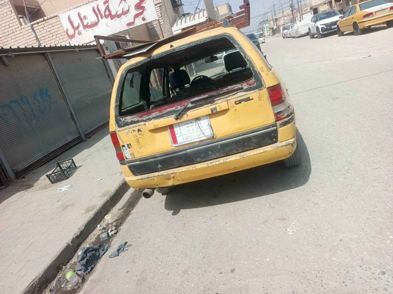 استرا موديل 2000 
اوتوماتيك محرك 2000 بي بخار 
حداديه زينه رقم مثنى 
السعر 18وبيه مجال 
مكاني نجف 
***********
***********
