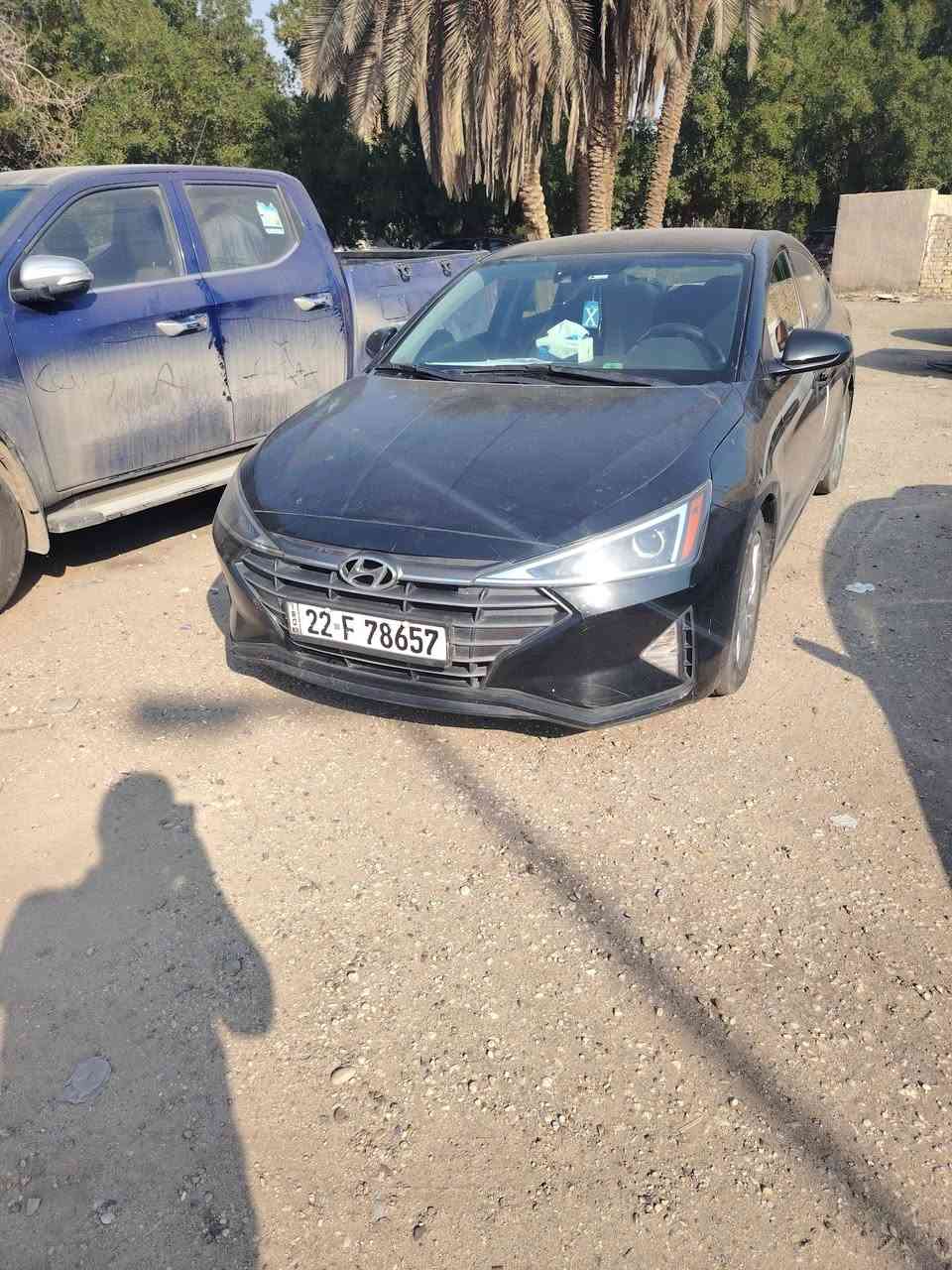 النترا موديل ٢٠٢٠ 
حادثها بنيد فقط ،،، مكينه بلادي ٢٠٠٠ دوش
كير at ،،، أنظمة قيادة نورمال سبورت وقوف ذاتي
حساسات خلفية جانبية أمامية
لايت لد تبريد ثلج تدفئة بلاد
السياره كلها ليبل واحد ،،، 
ماشيه ١٠٠ ،،، سعرها ١٢٢ بيها مجال بسيط
الله يرزق الجميع يارب 🤲

***********
