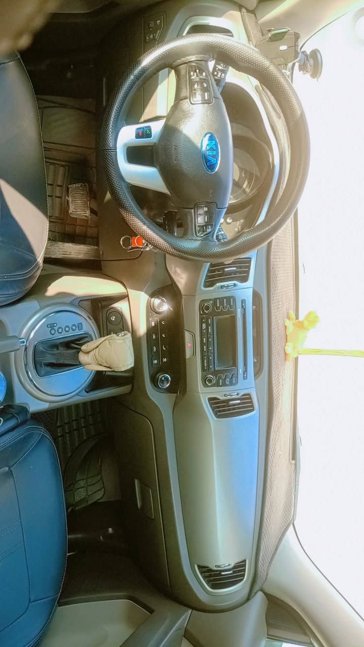 يا يالله سبورتج مديل 2016 الساره جديده مال بيت خير من الله رقم بغداد باسمي تحول مباشر السياره ماشيه 86 مكفوله   تخم تاير صار اسبوع من شاده امامي خلفي او المواصفات المعروفه ميحتاج احجيهن  او الصور يمك ونته احكم رايدها 178اذا  للعم اخوان اكو اشكل بسوك  والي حاب يشتري هذا رقمي ***********
