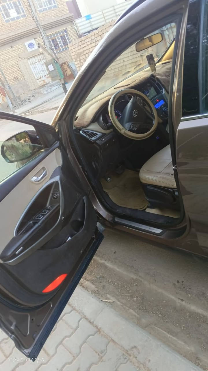 السلام عليكم
بيع فقط بدون مراوس

للبيع : سنتافي كراند خليجي

الموديل : ٢٠١٤

الممشى : ١٨٣ الف

المكينة : ٦ سلندر دوش

الرقم : اربيل انكليزي تحويل او وكاله 

المواصفات

. كفاله عامة من التبديل والصبغ والحادث

. لون قهوائي يخبل

. ٧ راكب

. ٣ قطع تبريد

.  بردات خلفية بلادية

. شاشة جبيره

. كامره خلفية

. تحكم استيرن

. مكينة كفاله

. كير كفاله

. حداديه خلفي وامامي جديده

. تخم تاير جديد

. السياره جديده وجاهزه ومرتبه وماعايزه كلشي

. المكان - بابل -  المدحتية

. سعر ١٤٦ وبيها مجال

الاتصال - او واتساب

*********** _*********** 🇮🇶
