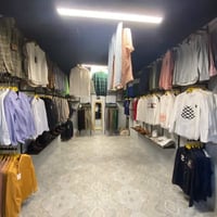 محل كامل للبيع قمصان / بديات / بجايم / بناطير / احذية / ستر / قوط  وبع...