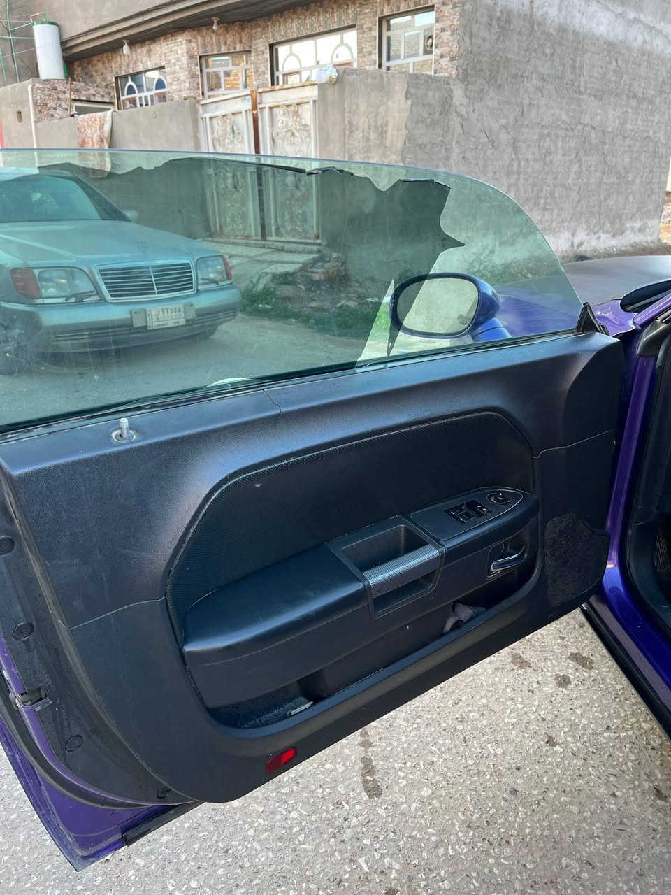 للبيع مديل 13 RT max
مكينة 5700 
بيها منظومة غار 
نقصها حداديه خلفيه
صبغ حزام مكان السياره بابل السعر ١١٨
***********
