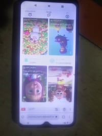 ١٢٨ جيجا • ٨ جيجا رام • خطوط رطوبة بالشاشة