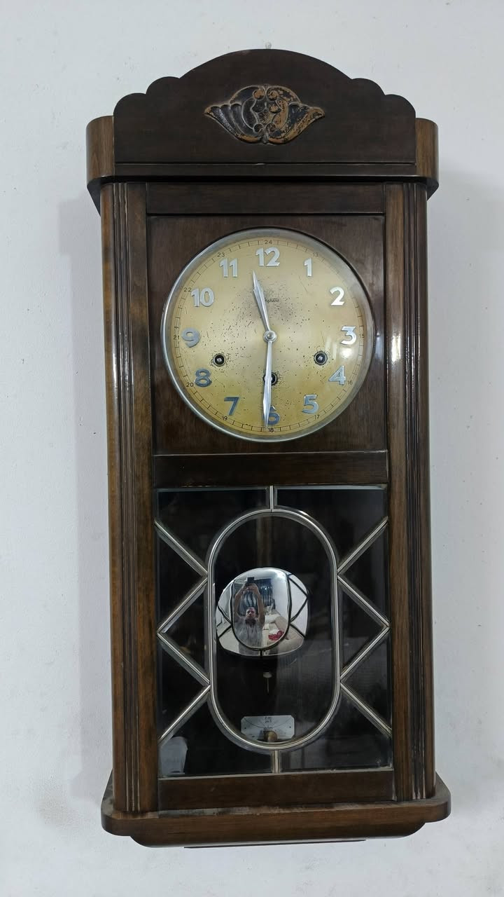 ساعة المانية جنكهاز
بكبن ابلادي وقتها بالثانية
السعر 175


**إذا كنت صاحب هذا الإعلان وتريد حذفه لأي سبب، رجاءا أرسل رسالة إلى الدعم الفني**