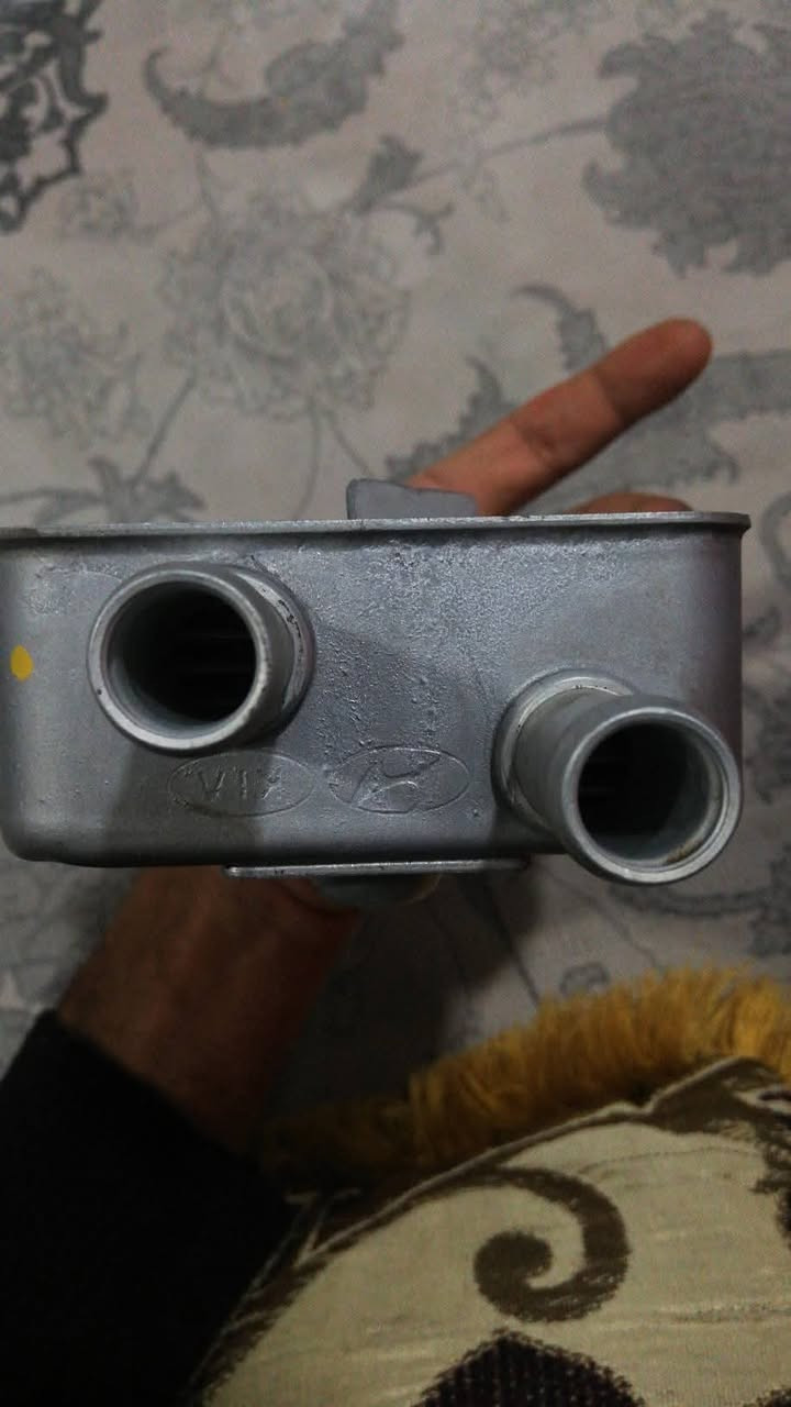 براد دهن مكينة أصلي موبز الشكل الكبير أنتبه الكبير  قطعة غير مستعملة يرهم اوبتيما 2016 محركات 2000 و 2400 وسبورتج 2018 وسوناتا الخليجي فقط وانطي بي ضمان رجوع اذا كان غير اصلي او مستخدم


**إذا كنت صاحب هذا الإعلان وتريد حذفه لأي سبب، رجاءا أرسل رسالة إلى الدعم الفني**