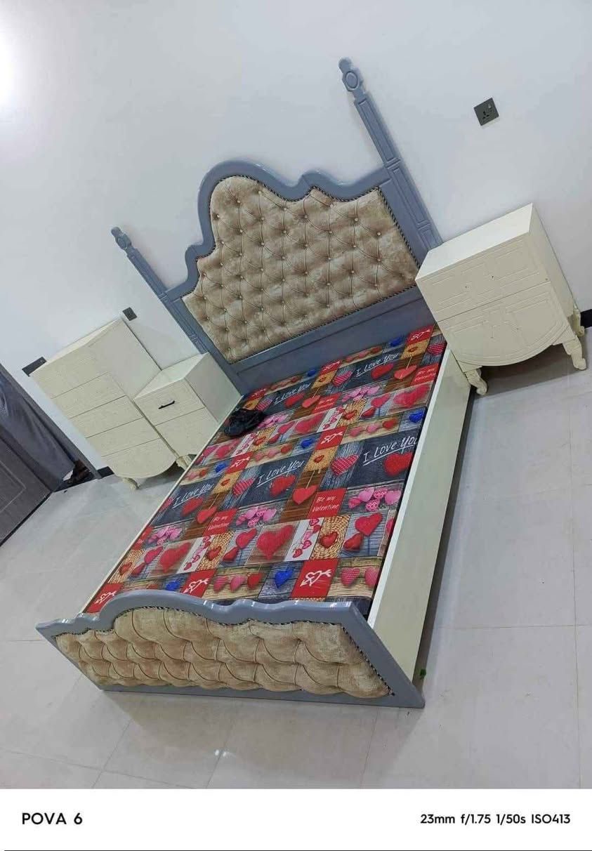 غرف نوم شغل درجه اولى موديل تركي يوجد لدينا أحدث الموديلات مكان المعمل بابل السياحي التواصل خاص أو واتساب او الاتصال *********** حلة, بابل
