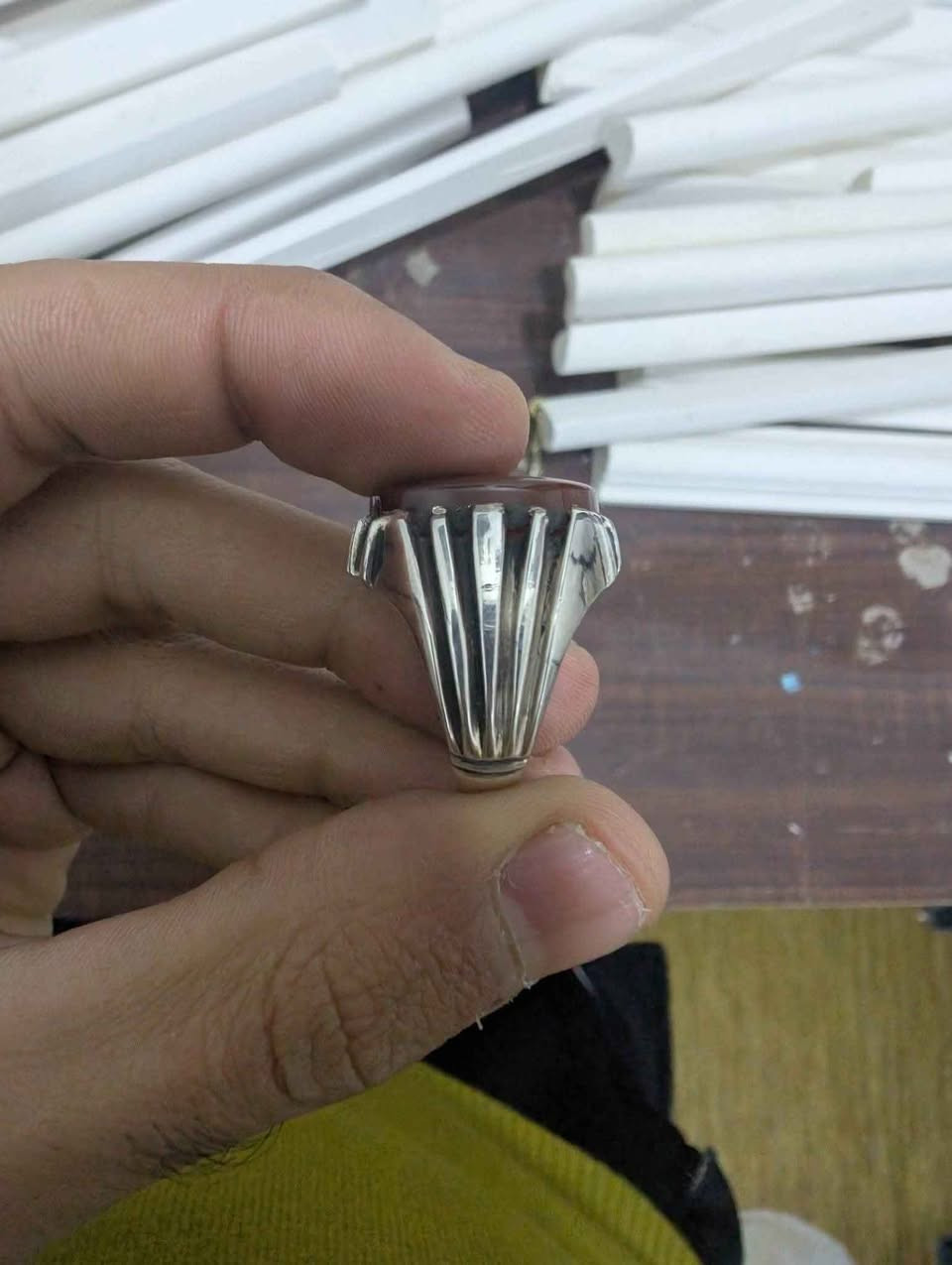 سلام عليكم محبس يماني شذرة اصلي وفضة عراقي صياغة يدوي قياس 20/19 سعر 85
مكاني بغداد 
توصيل موجود بغداد, العراق


**إذا كنت صاحب هذا الإعلان وتريد حذفه لأي سبب، رجاءا أرسل رسالة إلى الدعم الفني**