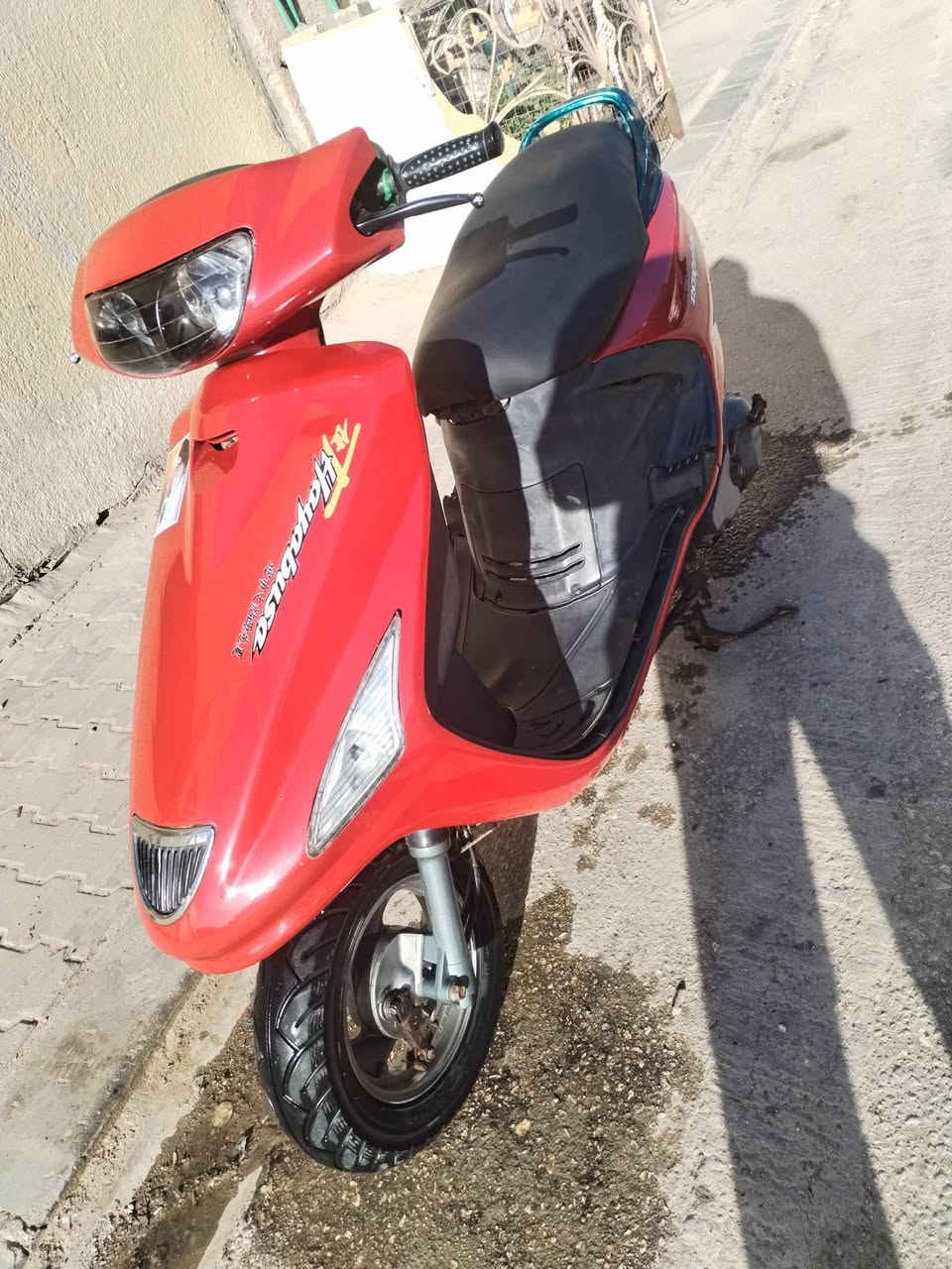 دراجة فراشة نضيفه دراجة صارلها شهر من طالعه من الوكيل دراجه كل نقص ما بيها.دراجه نضافة فول دراجه شلعه ومعدل خير من الله دراجه كهربائيات كلة شغالة دراجة حلوه نضيفه دراجة السعر 575 وبيه مجال مكاني نجف الرقم ***********
