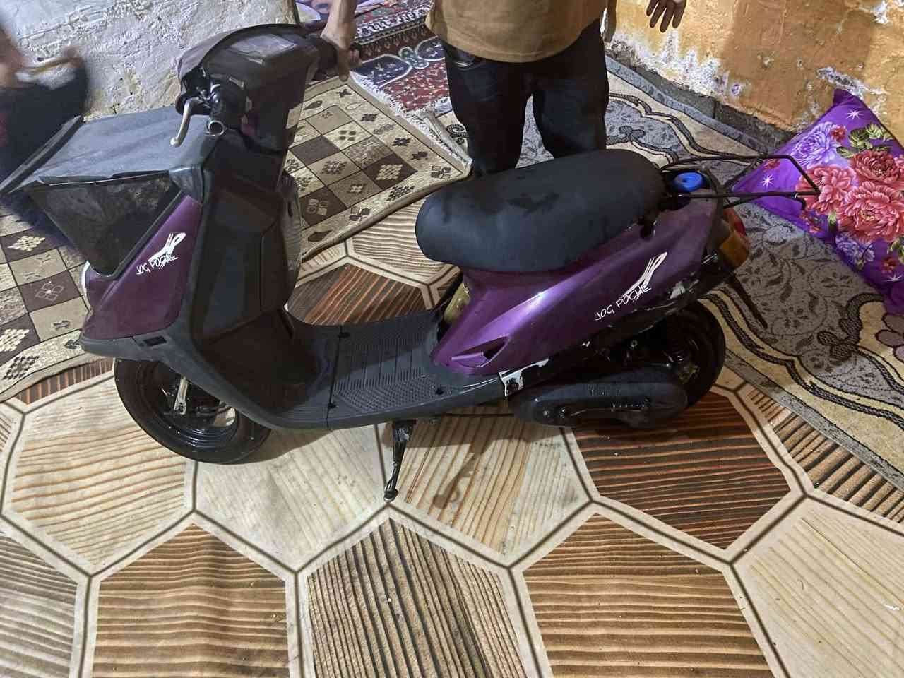 سلام عليكم للبيع 
دراجه ،60 شغاله دراجه مكينه حير من الله كهربائيات كلا شغال دراجه شغاله سلف هندر فقط يراد باتري سعرهٱ ،200قفل مكان محمودية شراي يتفضل خاص


**إذا كنت صاحب هذا الإعلان وتريد حذفه لأي سبب، رجاءا أرسل رسالة إلى الدعم الفني**