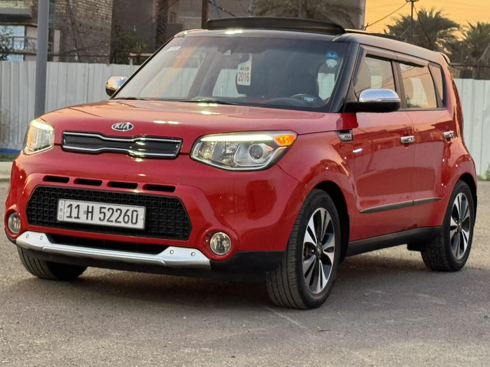 للبيع كيا سول بلاس GT LiNe موديل 2016 
فول الفول 
سقف بانوراما 
كشنات جلد احمر و اسود بلادي ( تدفئه - تبريد امامي و خلفي - كهرباء )
بكلايت ليد شمعه 
لايت ليد و عدسه زينون اصلي 
سستم صوت انفنتي دمام امامي و خلفي امبلي فاير 
اناره ليد دسكو لايت متغير 10 الوان اصلي بالسماعات 
رادار امامي و خلفي و تحديد مسار الطرق 
توقف ذاتي 
مرأه عاكسه لضوء 
شاشه كبيره نفكيشن مع كامره 
تبريد شاشه منفصل تغير مناخ 
نضام ايكو لتقليل صرف الوقود 
مثبت سرعه كروس + تحكم صوت 
دشبول دجتل ترحيبيه  + شاشه لعرض 
الاعطال 
ثلاث انضمه لقياده سبورت / كومفورت / نورمال 
كشافات امامي هايلوجين 
اشاير بالمري ليد 
نضام تشغيل بصمه الابواب و الصندوك 
محرك 2000 الكبير المرغوب 
دواخل بيانو بلاك لامع 
يدات كروم 
ويل كروم ١٧ انج 

صيانه كامله فلاتر بنزين و منضومه البنزين و دهونات دسكات تايرات حداديه تبريد  و شادلها مروحه اضافيه كلها جديد سياره مصروف عليه و جديده كير محرك كله عله وضع الشركه ما مفتوح بي برغي 

السياره ماشيه ٢٤ الف بعدها و الاسبير منازل بعده و العده و الكتلوكات كلها 

السياره داخله كلين بيها فقط مياه امطار و شغاله من امريكا و كلها بشرط 

و حاليا بيها شبر بالجاملغ الامامي فقط صبغ 

السعر 135 ورقه 

و الاتصال ***********
***********

مكان السياره بغداد
