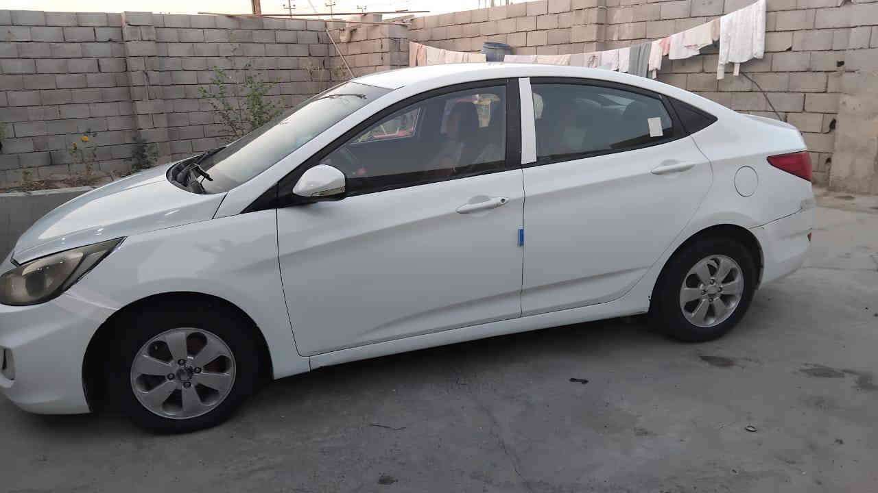 سلام عليكم اكسنت وارد امريكي
موديل 16 سعر 85وبية مجال قليل 
رقمي ***********
