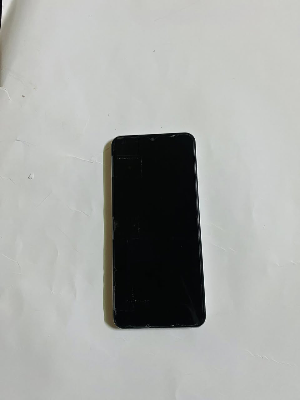 السلام عليكم تلفون اي13لبيع ذاكره64سعره 70وبيه مجال ***********
