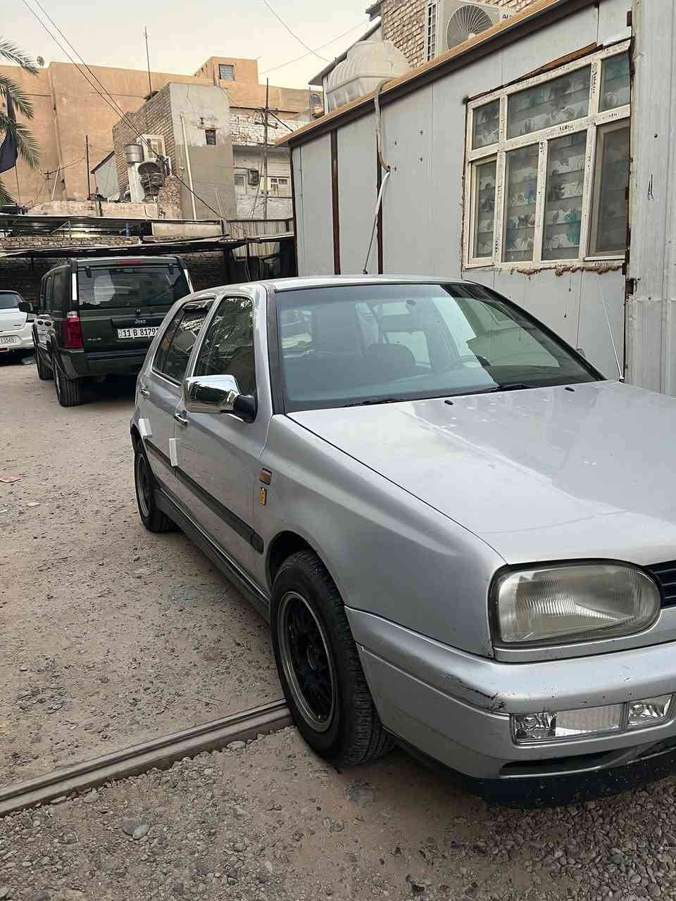 السلام عليكم
كولف 1992 mk3
باسمي محرك 2000 محرك كير تبريد كهربائيات خير من الله صدر امامي امبدله جديد مصارله اسبوع سياره كامله او ميحتاجلها شي او سياره حلوه او كاعده مثل ما اموضح بالصور 
مكاني بغداد الكراده 
السعر ب50 او بيها مجال بسيط 
***********
