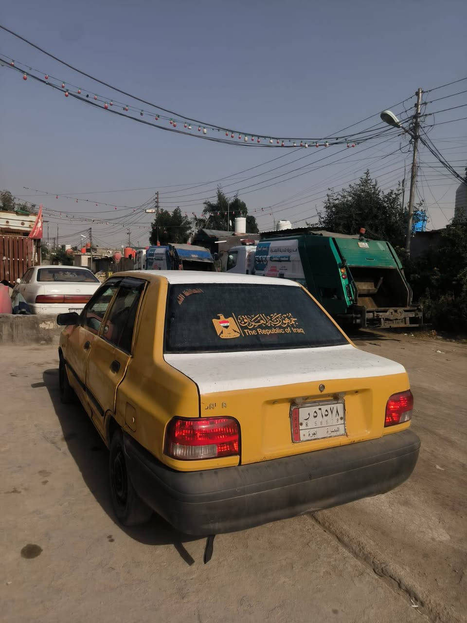 سلام عليكم ساييه موديل 2015 رقمه بصره الماني راعيه موجوده مكينه جديده كيره نضيف  تبريد شغال حداديه كهربيات كله جدد غرفته جديده تخم تايرا لمكان بصره 5ميل *********** البصرة, العراق
