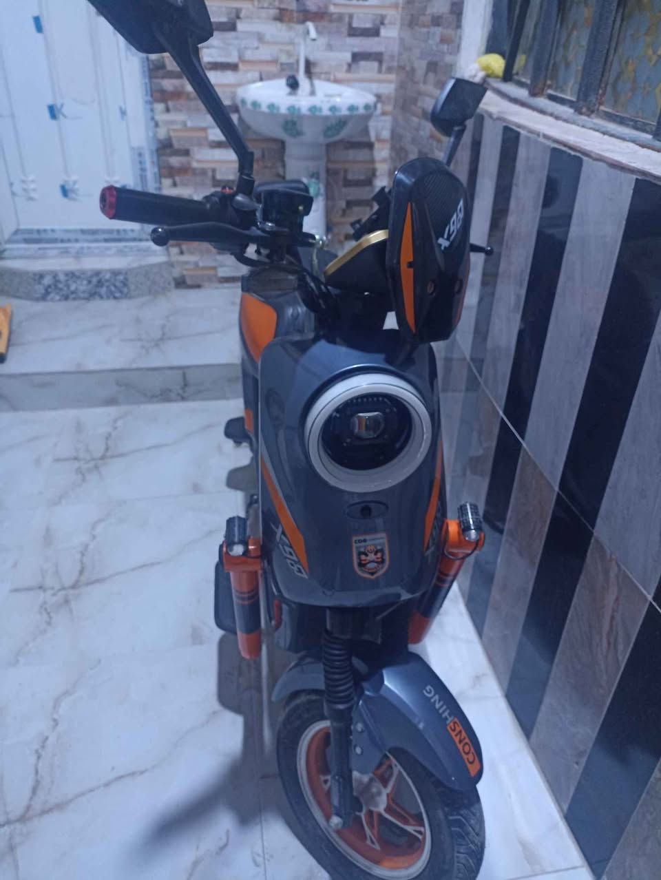 للبيع دراجه x900 تراجه بعدي جديده نظيفه والبطاريات يجن بيها 5 و ملحقاتها كامله مكاني بصره والتواصل *********** رقم البصرة, العراق
