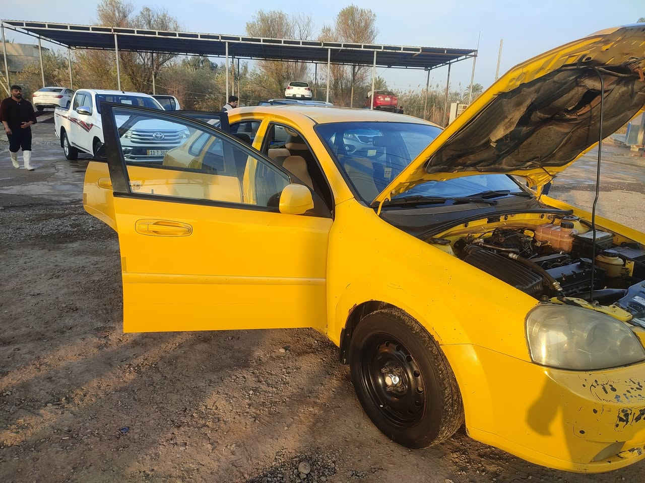 اوبترة موديل10 رقم ديالى تخم تاير صدر جديد ضربتهة جامرلوغ امامي السعر 50 بيها مجال ***********
