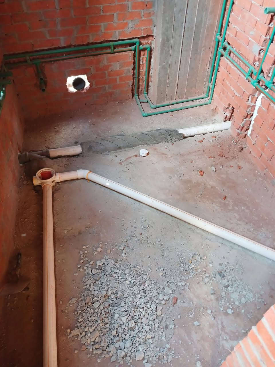 سلام عليكم نحنو مختصون وكادر متفرغ من بناء أو لبخ أو تأسيس مي ومجاري او صب قالب كهرباء اي شي يخص البناء وبااسعار مناسبه شغل درجه اولى اتصل وبيك خير وتدلل ***********
