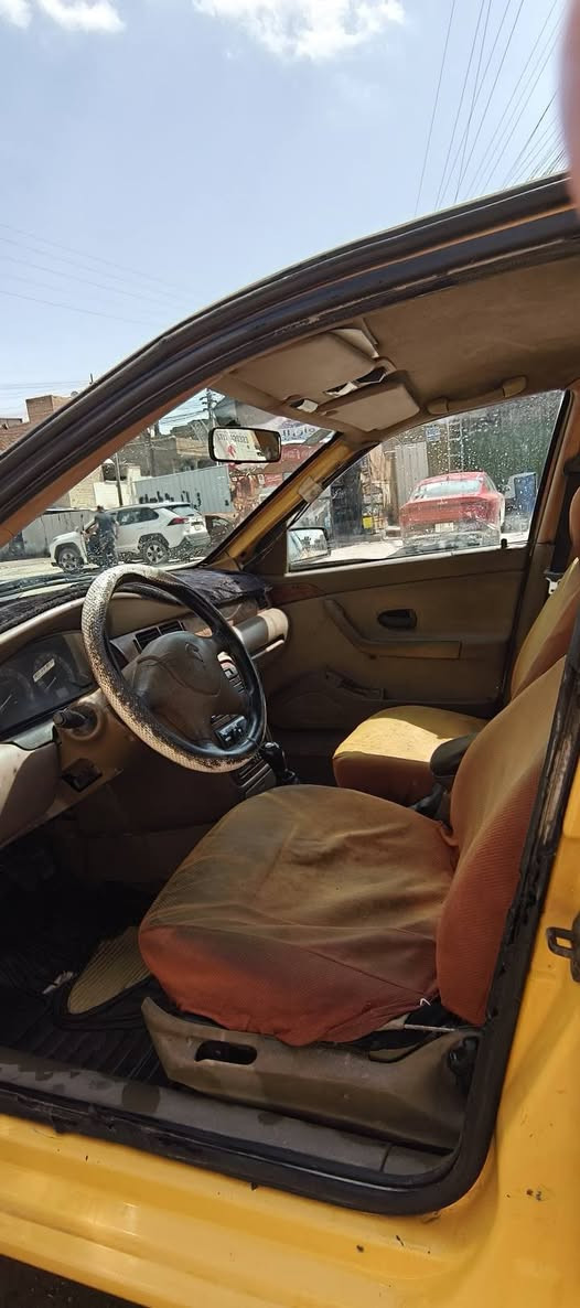 السلام عليكم سمند للبيع موديل 2011 مصفرة هيئة وغرامات سنوية ل31 رقم انگليزي شرط تحويل الدوسات شوي بيهن خياس مكينة بيها لاستيك ولف بدون تنقيص گير وصدر وتخم تاير سيارة جاهزة السعر 23 ورقة مكاني بغداد مدينة الصدر شارع الفلاح ***********
