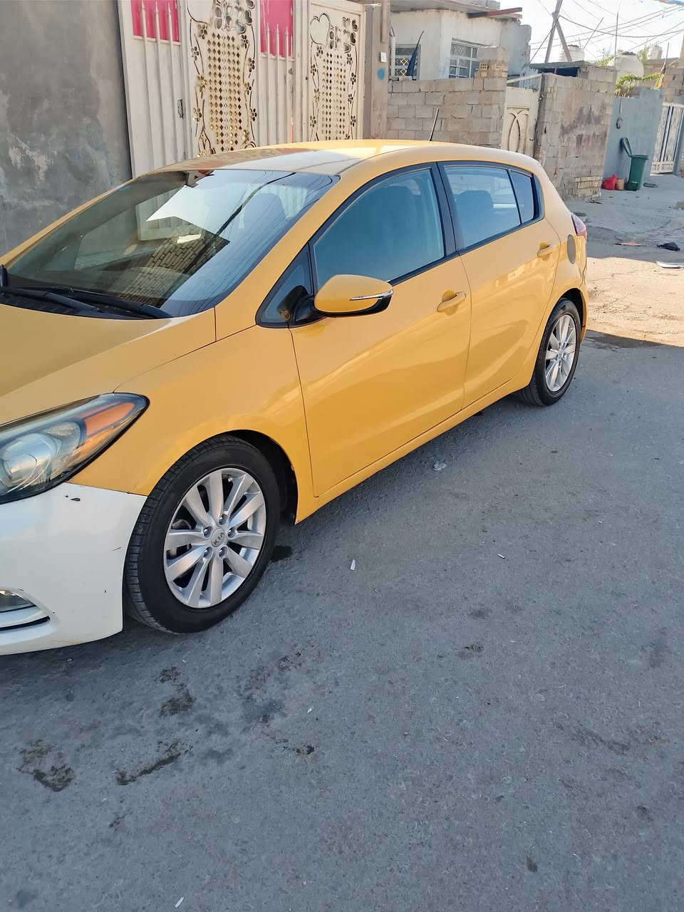 السلام عليكم فورتي موديل16 مكينه كير حداديه تخم تأير كله مكفول مكينه جي دي 1800 المرغوب بيها قطعه تبديل وحده باقي السياره ليبل واحد مصفره هيئه وغرامات صيغتها اولا مكاني بغداد جسر ديالئ عارضها 95 وبيها مجال رقمي ***********
