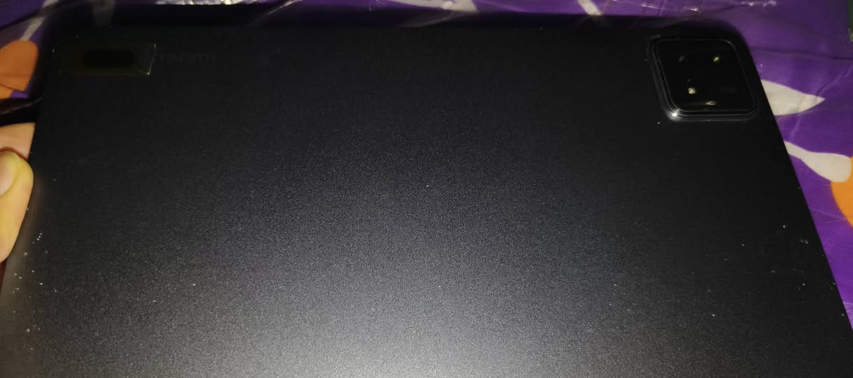 السلام عليكم ورحمة الله وبركاته 
يا خوان عندي شاومي باد 6s pro

حجم 12
ذاكرة 512
الايباد نضيف مثل ماتشوف بل صور كارتونه موجوده 
شراي هاذ رقمي ***********
السعر تواصل وياي او تدلل
