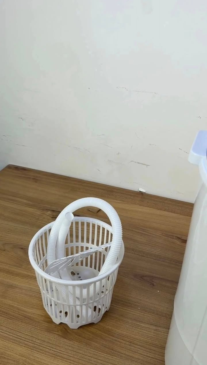 متوفر 🔥🔥من جديد
غسالة 3×1
الطاقة 300 واط
غسل احذية + ملابس اطفال+ تنشيف
سعة 4.5 كيلو 
تجي وياه فرشاة لتنظيف عميق للأحذية
 متوفر اكثر من قطعة كله جديد كارتون 
الي تفيده يتفضل خاص ويدلل ❤️❤️


**إذا كنت صاحب هذا الإعلان وتريد حذفه لأي سبب، رجاءا أرسل رسالة إلى الدعم الفني**