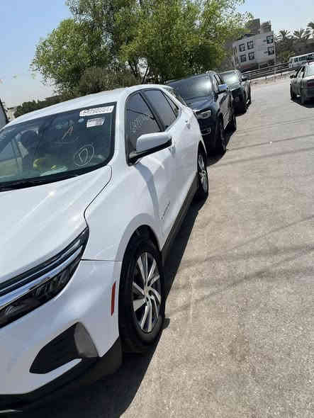 السلام عليكم 

اسم السيارة: شوفروليت - كونكس 
موديل :2024
حادث كما موضح بالصوره 
الفئة : LT 
المواصفات : 👇
—————————
1- شاشة وسط للتحكم في ايعازات السيارة 
2- كامرة دوارة مع الستيرن ( اصل ) 
3- ويل كب حجم 17 ( اصل )
4- حدادية جديدة 
5- دواخل مخمل 
6- تحكم ستيرن جهتين 
7- عداد المسافة   18000
8-سايد بريك بصمة
9- طقم تاير جديد 
10 - لايت زنون  مع كشاف زنون( اصل )
11- قوة 1500 تيربو  
12 - محرك 4 سلندر   
13 - سستم صوت كامل 
14-كشن سائق كهرباء 
15- رادار جانبي نقطة عمياء  
16- مانع انزلاق ABS 
17- حساس خلفي اصل 
18- فول بصمة 
19- تبريد خلفي 
20 تحديد مسار امامي
 السعر 150$

رقم الهاتف:***********
المكان بغداد الغزاليه
