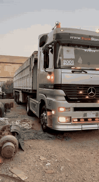 السلام  عليكم
للبيع موديل 2001
حجم 1843
رقم نينوى الماني بأسمي شرط التحويل 
مربوطة فلات ذات جوانب متحركة 
السعر 210 وبيها مجال 
المكان الموصل 
***********
